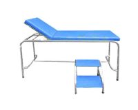 tempat tidur periksa