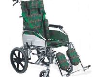 kursi roda penyandang cerebral palsy